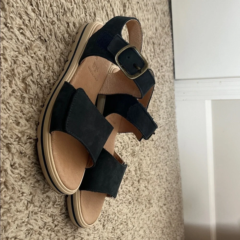 Shuhengel Girls Dark Blue Sandals, EU size 36.